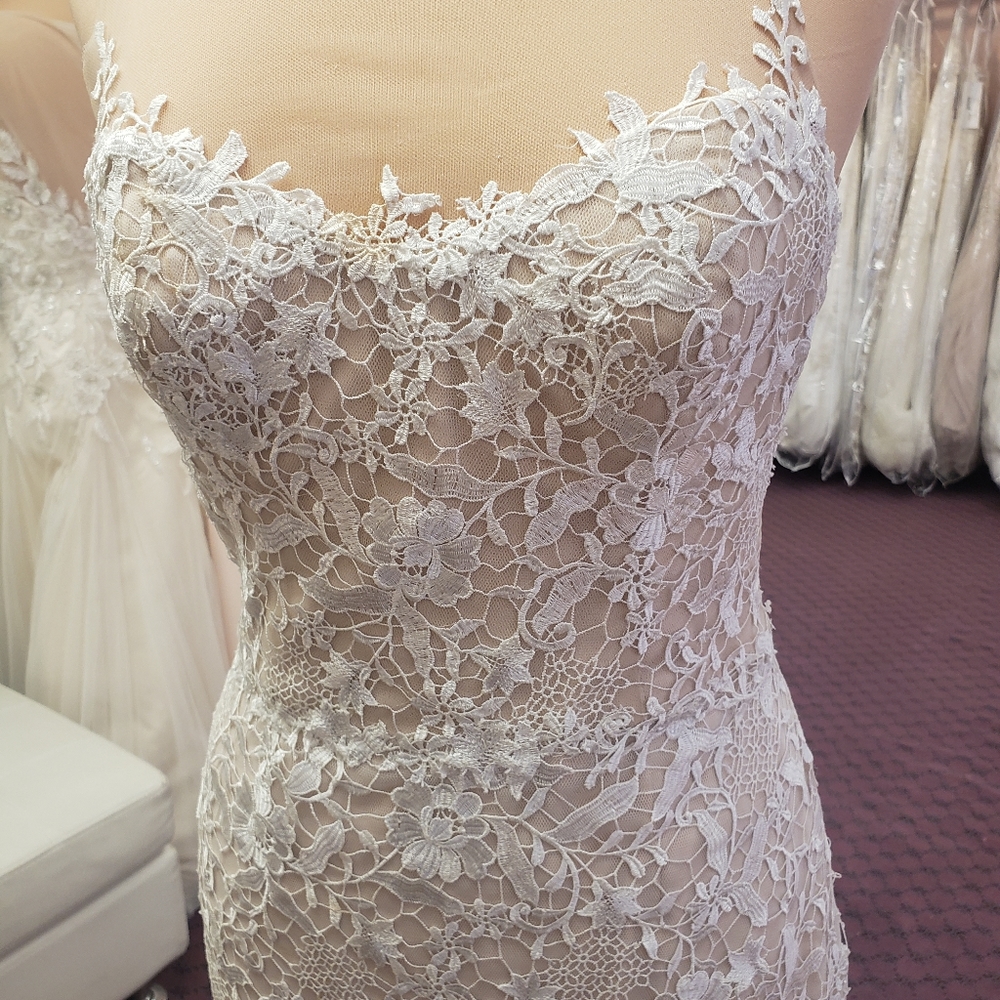 Wedding dress size 10